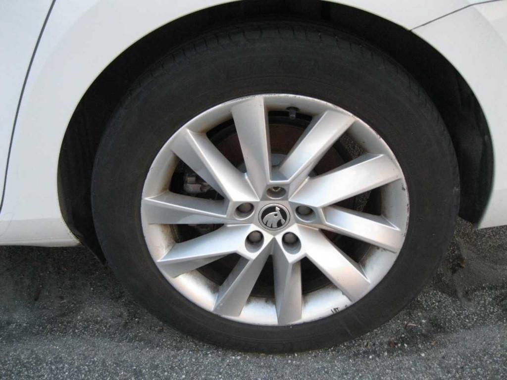 Skoda Superb Wagon 2.0 tdi evo Executive 122cv dsg