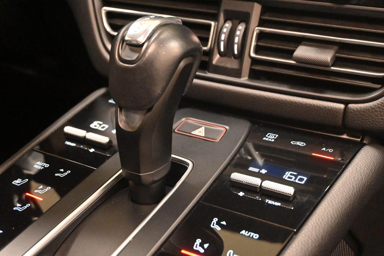 PORSCHE Macan 1ªs. '13-'25 Macan 2.0