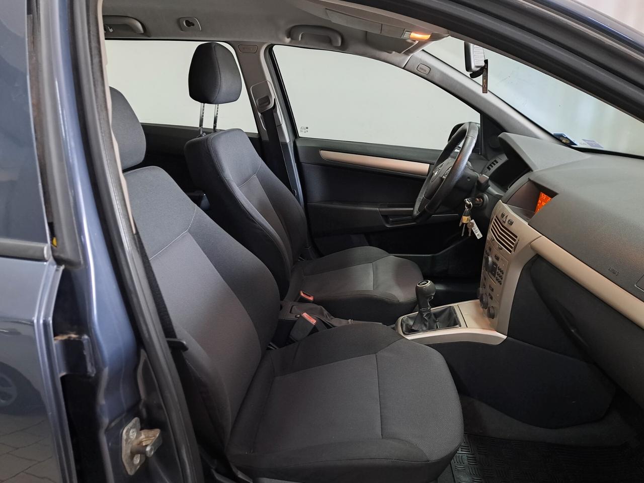 Opel Astra 1.7 CDTI sw Omologata gancio traino 200