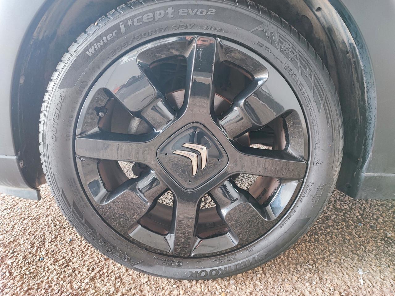Citroen C3 PureTech 110 S&S Shine