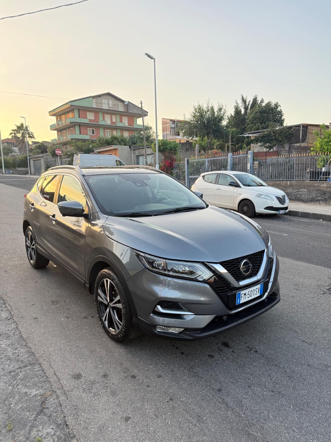 Nissan Qashqai 1.5 dCi Tekna tetto panoramico