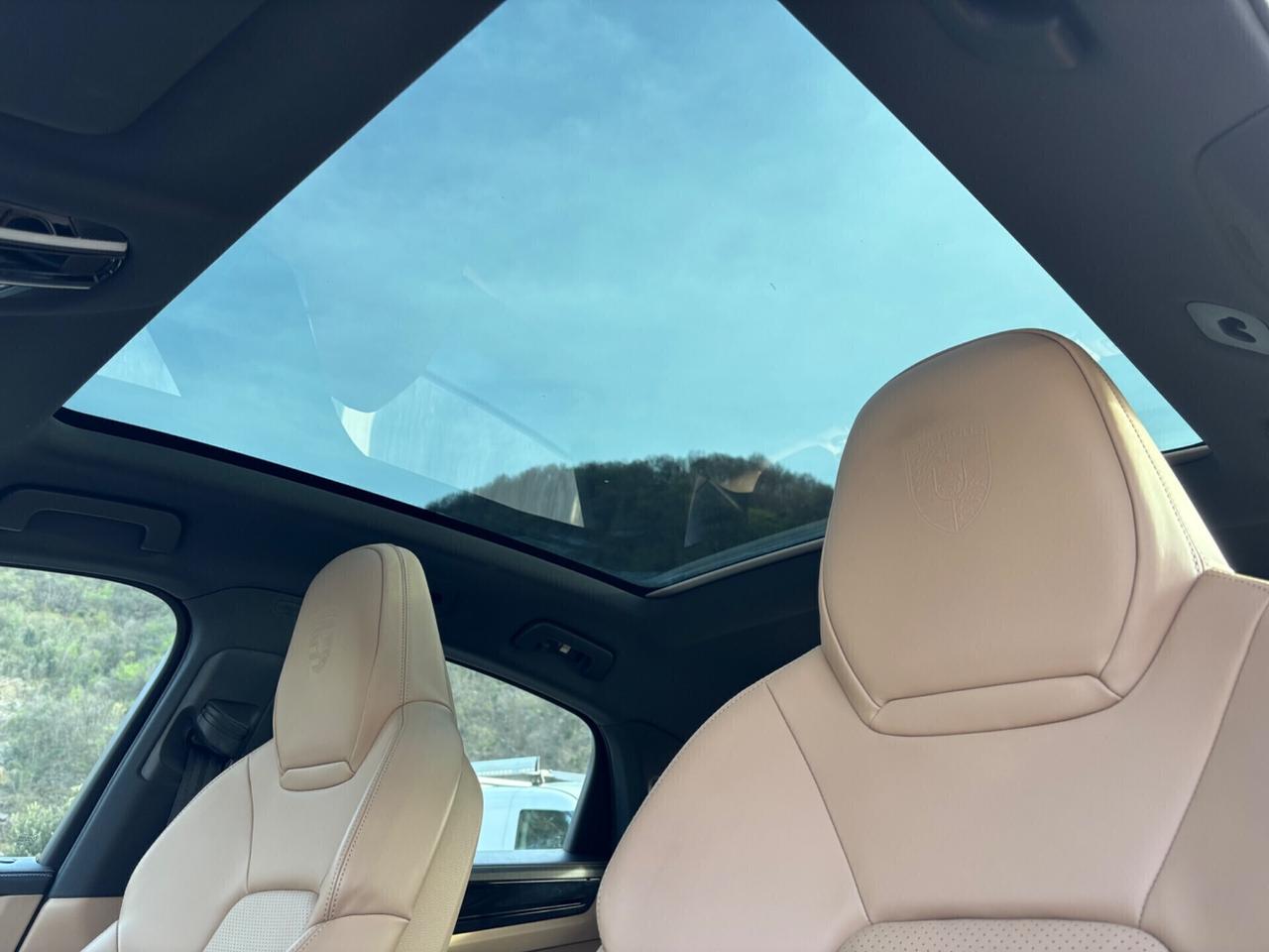PORSCHE CAYENNE COUPÉ 3.0 BENZINA/HYBRID 340cv PERFETTA