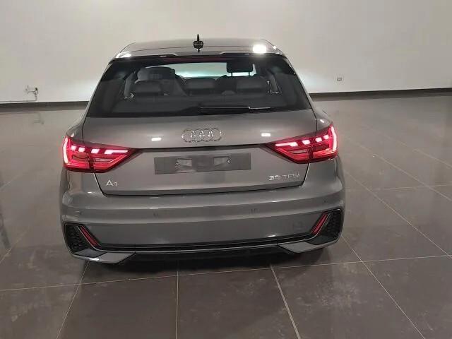 Audi A1 SPB 30 TFSI S tronic line edition KM 0