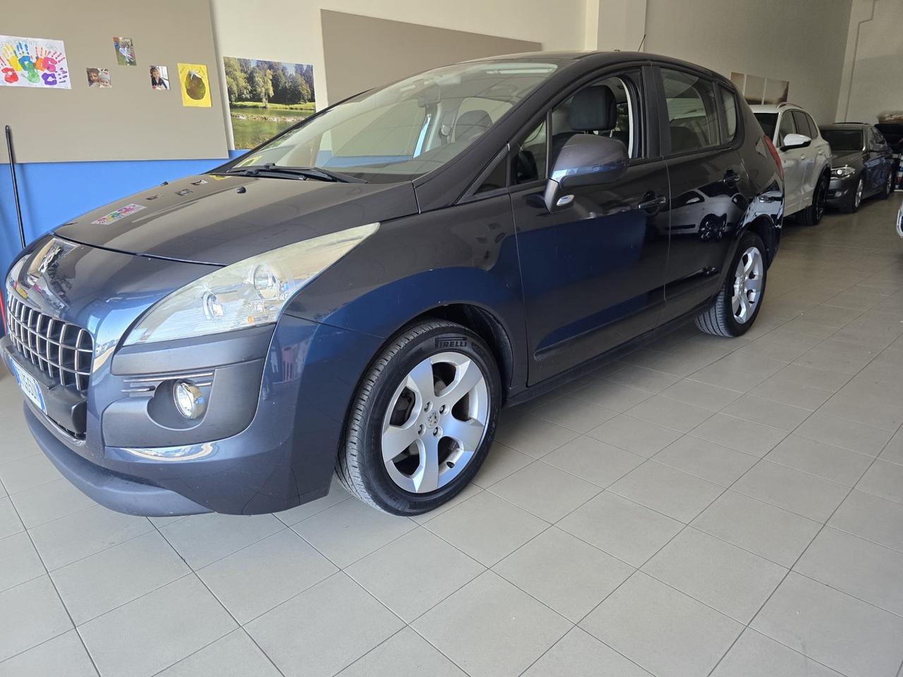 Peugeot 3008 1.6 HDi 115CV Business