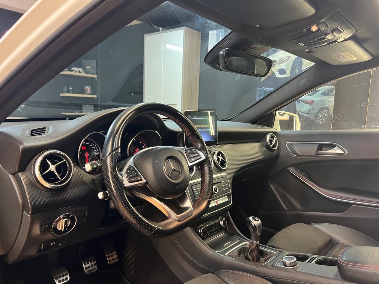 Mercedes-benz A 180 d Premium AMG