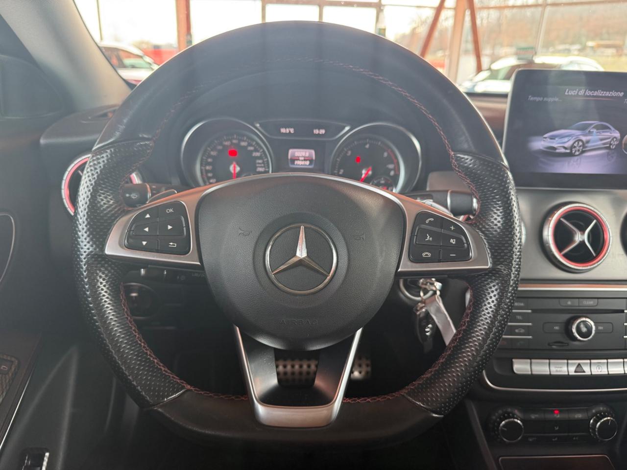 Mercedes-benz CLA 200 d - Automatico - Neopatentati