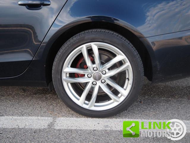 AUDI A4 3.0 V6 TDI quattro aut.*? 160,00 al mese*