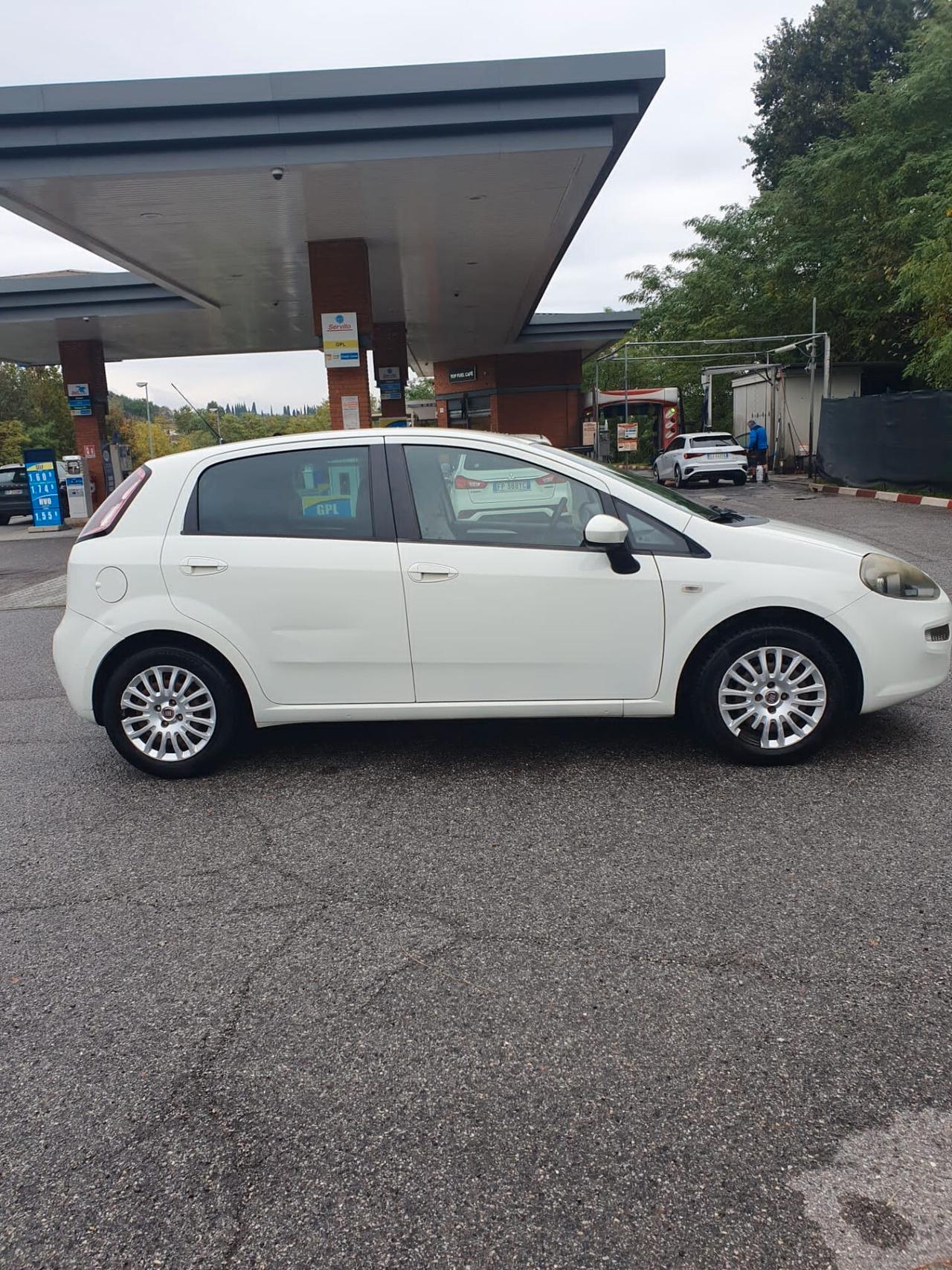 Fiat Punto 1.3 MJT II 75 CV MOTORE FUSO