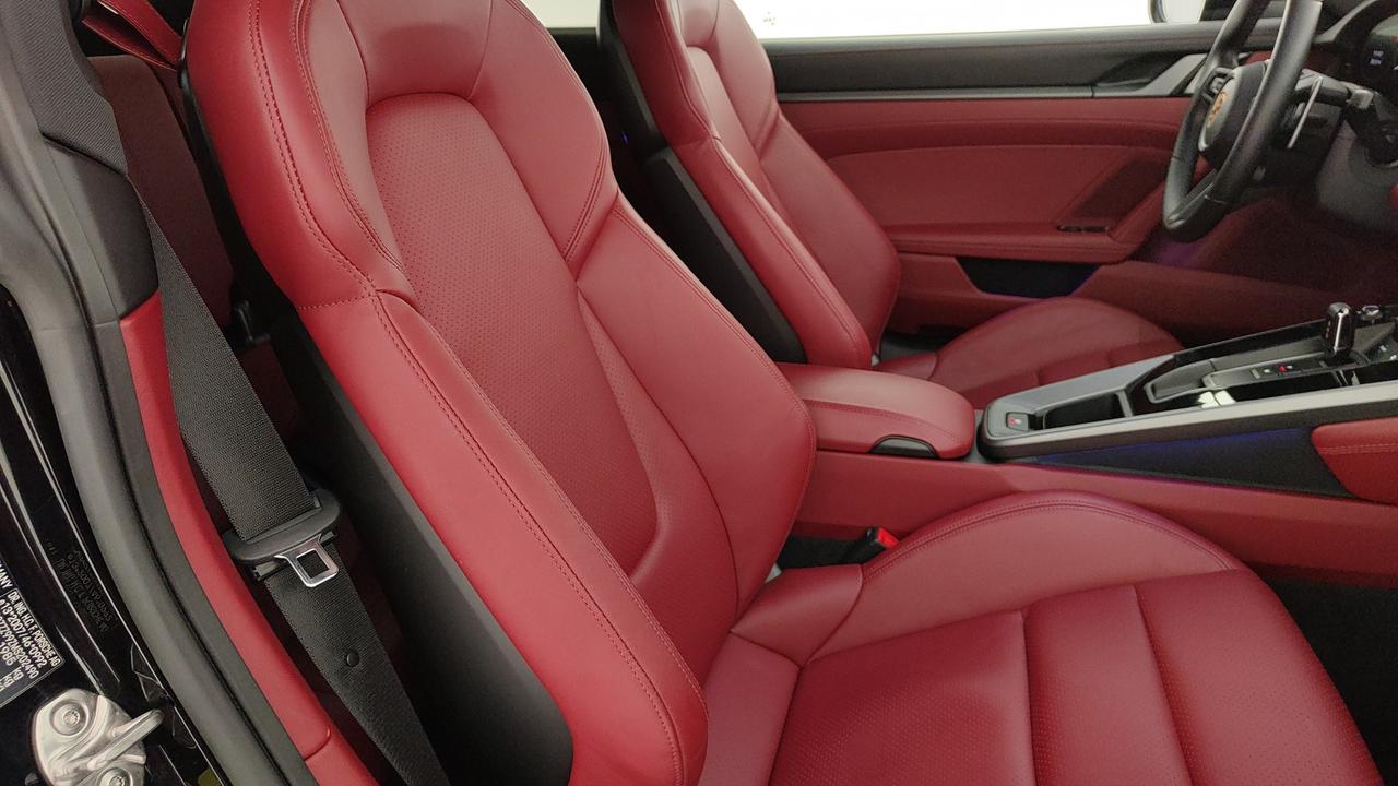 PORSCHE 911 Coupe 3.0 Carrera 4 auto