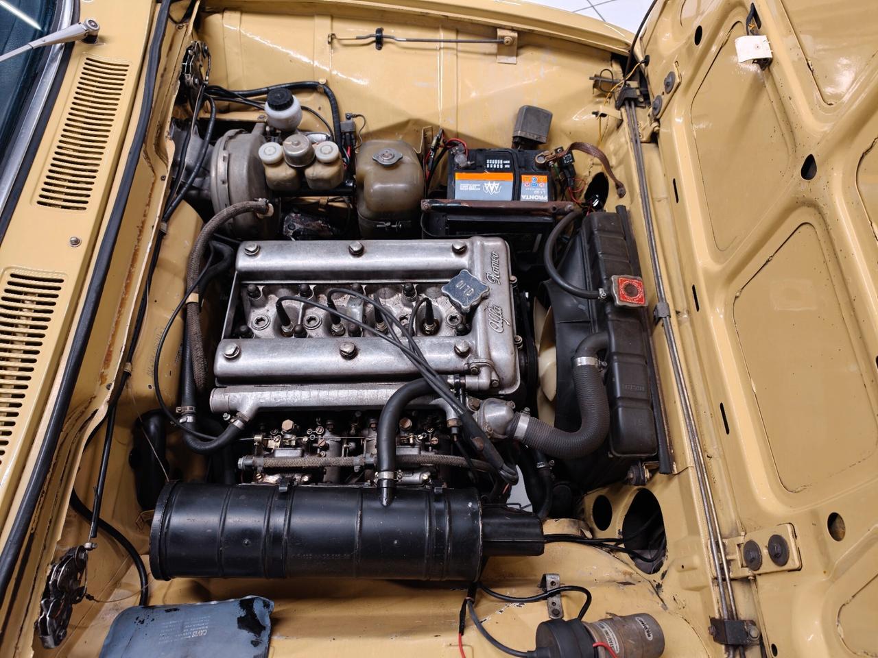 Alfa Romeo 2000 berlina