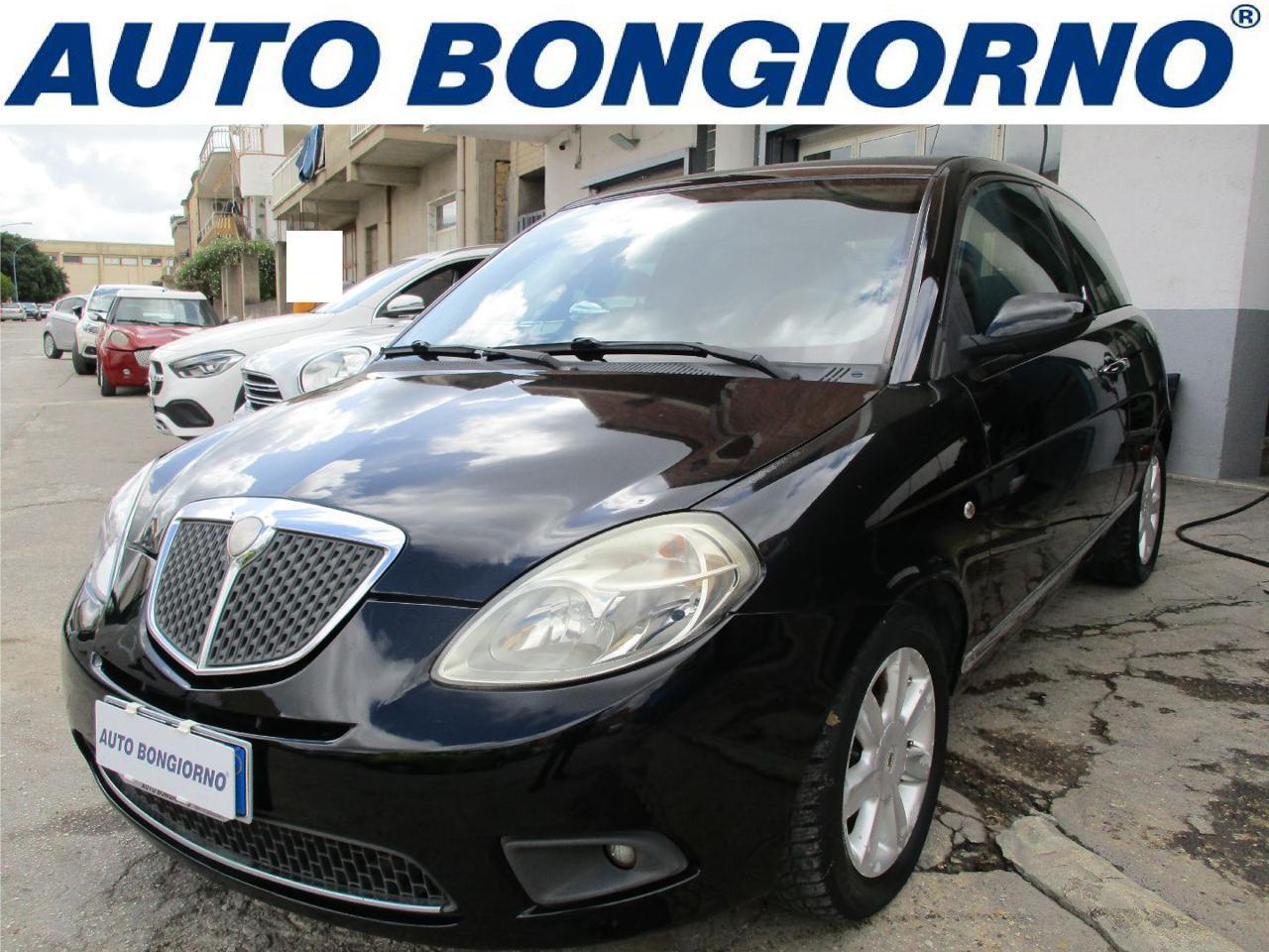 LANCIA Ypsilon 1.4 8V 78cv 3p Argento