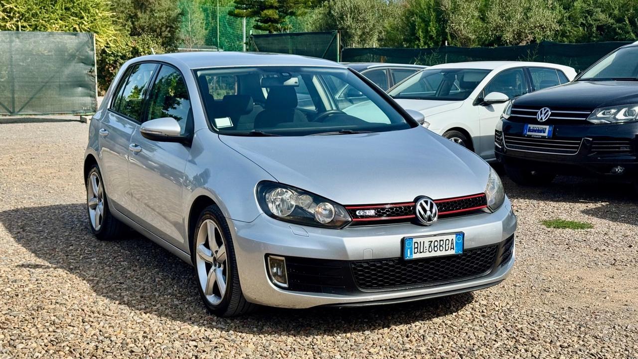 Volkswagen Golf 2.0 TDI 140CV DPF DSG 5p. Highline