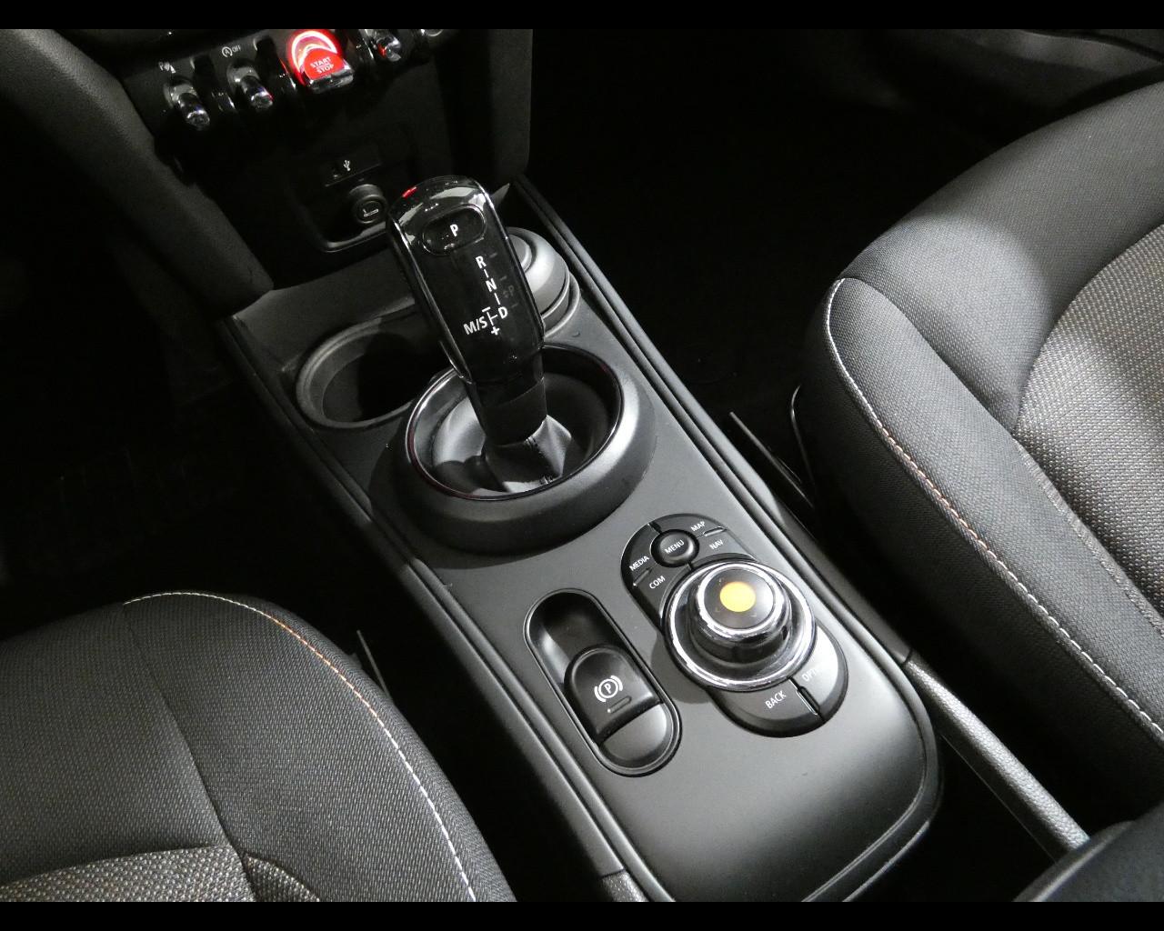 MINI Mini Countrym.(F60) - Mini 1.5 Cooper Business Countryman Automatica
