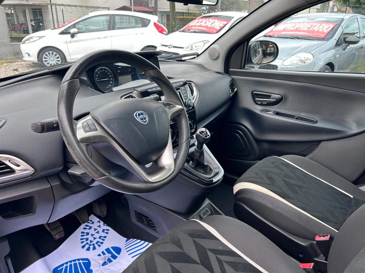 Lancia Ypsilon 1.3 MJT- TETTO APRIBILE-UNIPROPRIETARIO