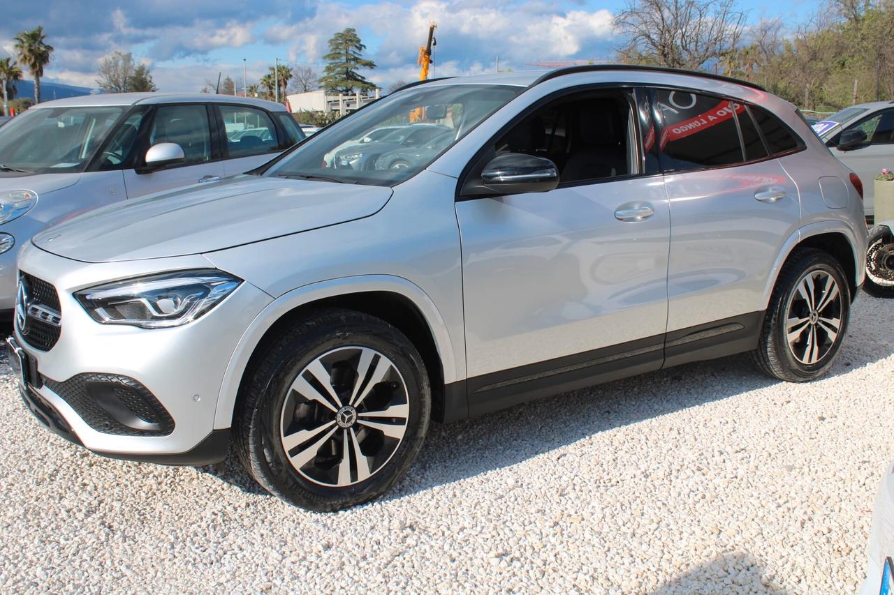 Mercedes-benz GLA Tua A SOLI 261€