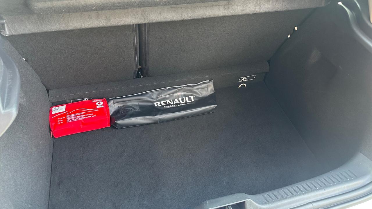 Renault Clio 1.2 75CV GPL led cerchi in lega ma i sensori di parcheggio