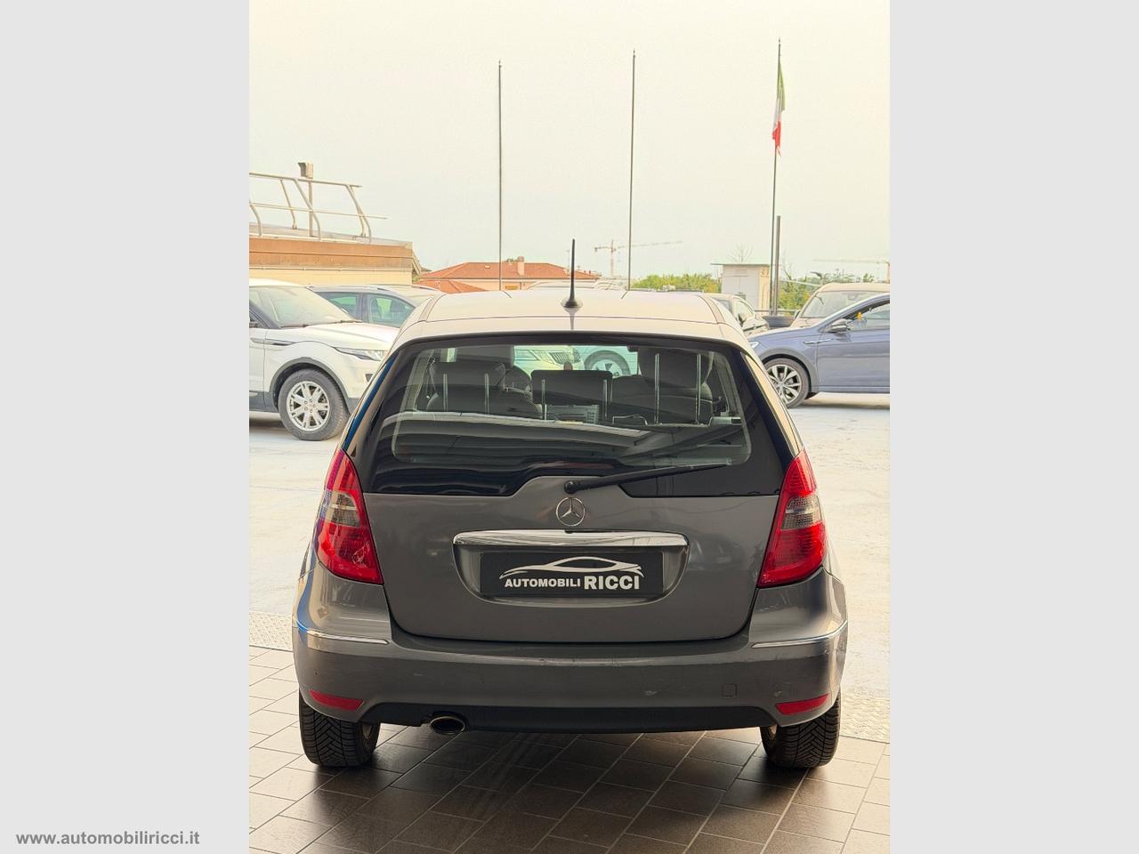 MERCEDES-BENZ A 160 BlueEFFICIENCY