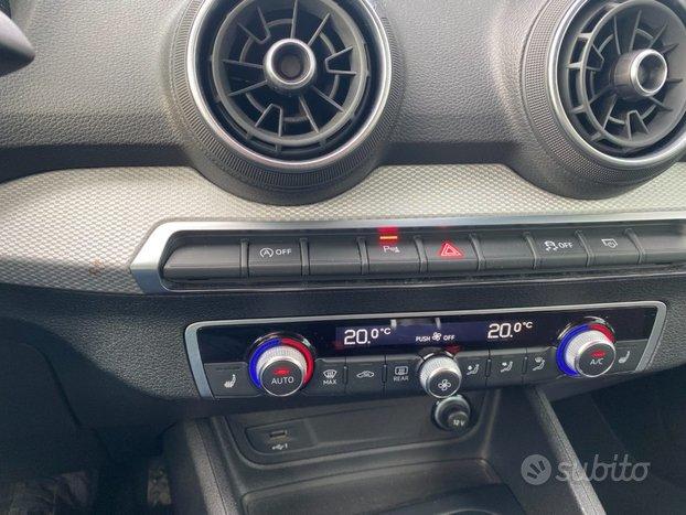 AUDI Q2 30 TFSI Business