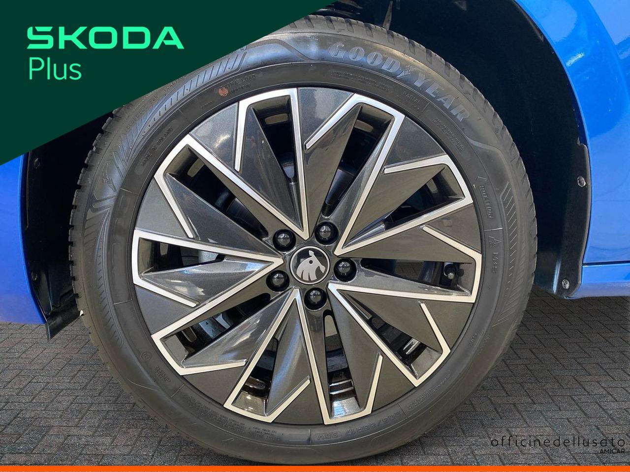 Skoda Kamiq 1.0 tsi 115cv black dots dsg
