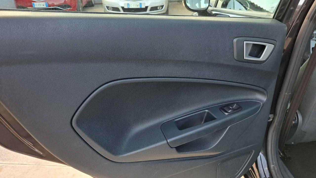Ford Fiesta 1.2 Benzina 60Cv 5 Porte