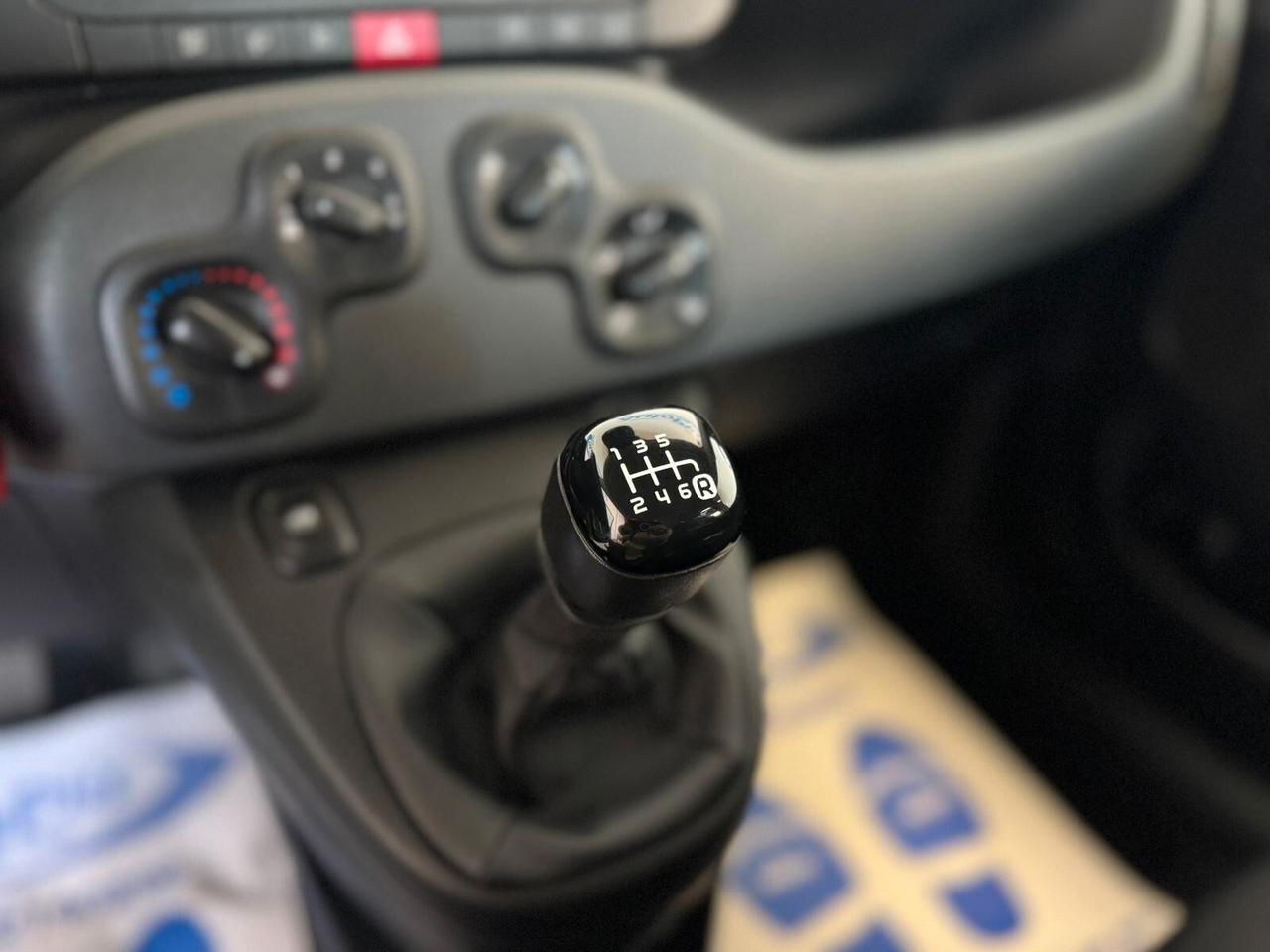 Fiat Panda 1.0 FireFly S&S Hybrid Pandina