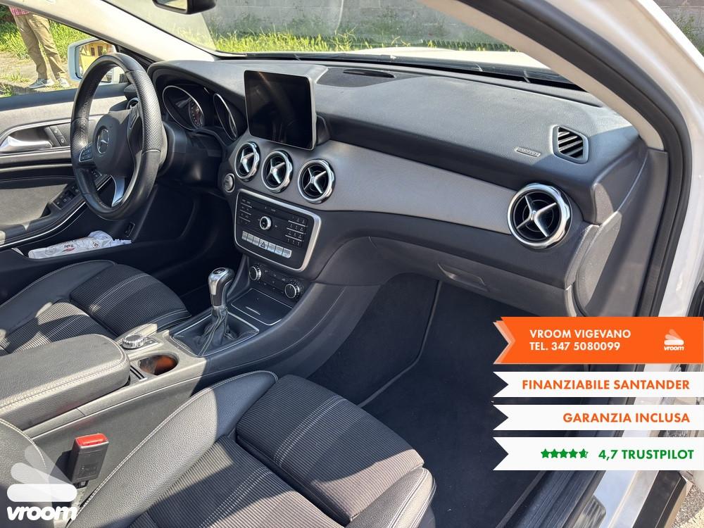 MERCEDES GLA (X156) GLA 200 Sport