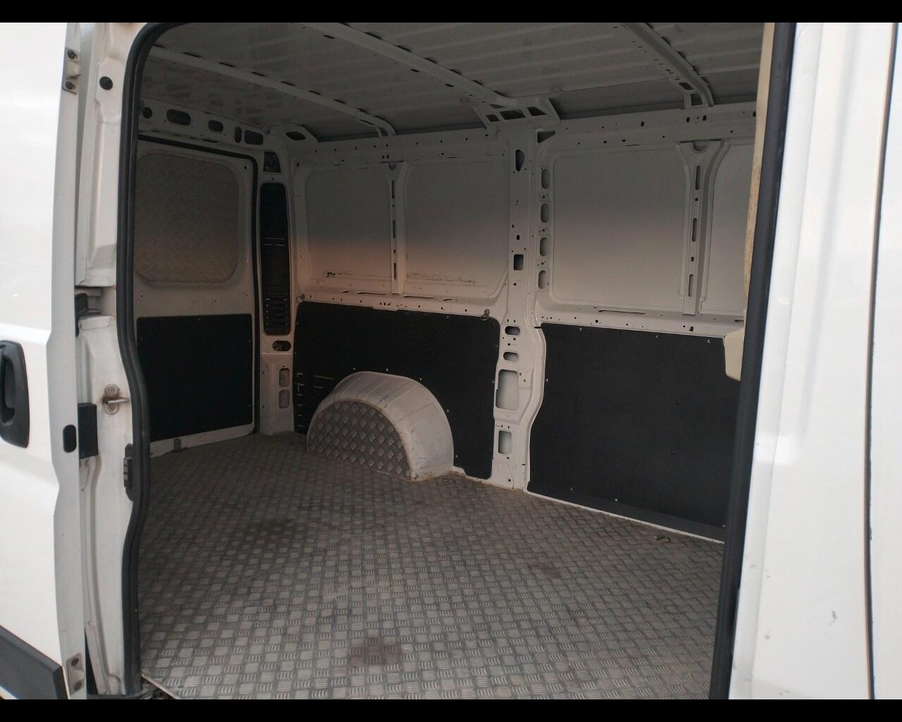 PEUGEOT Boxer (3ª serie) Boxer 335 2.0 BlueHDi...