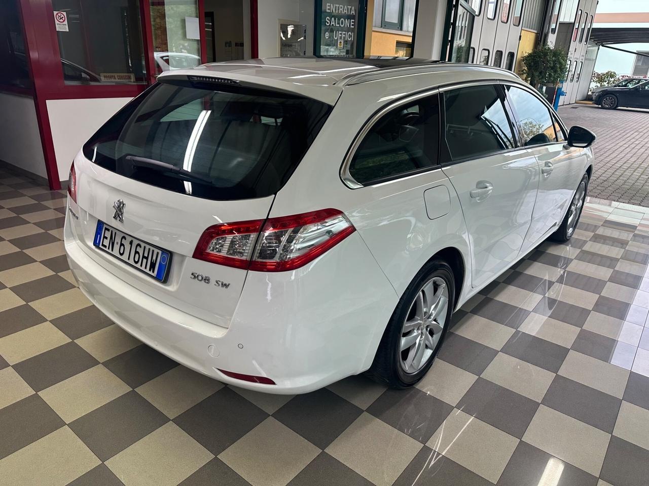 Peugeot 508 2.0 HDi 140CV SW Allure