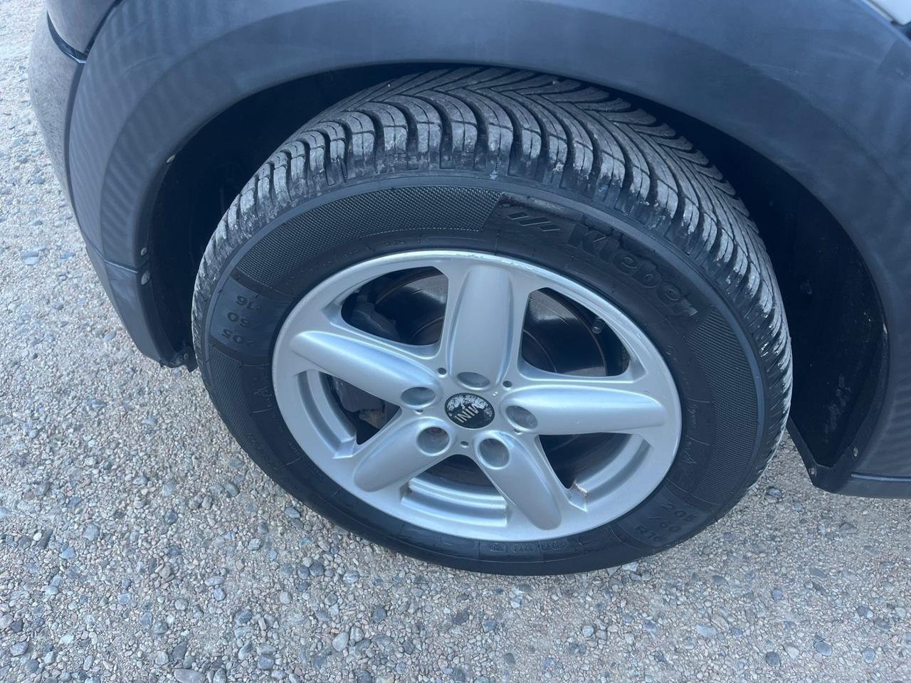 Mini Cooper D Countryman 1.6 Diesel - Neopatentati