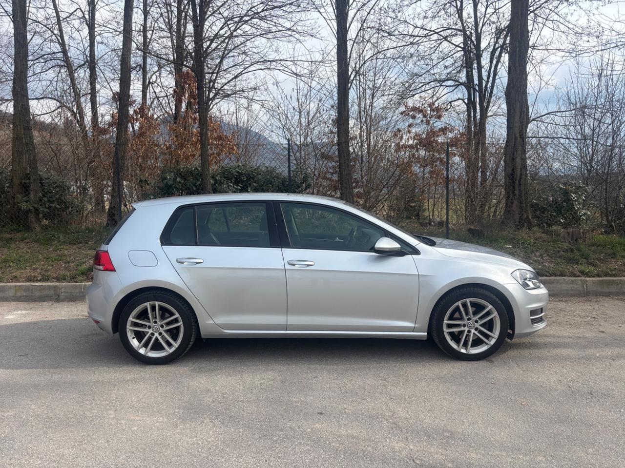 Volkswagen Golf 2.0 TDI 5p. 4MOTION Highline BlueMotion Technology