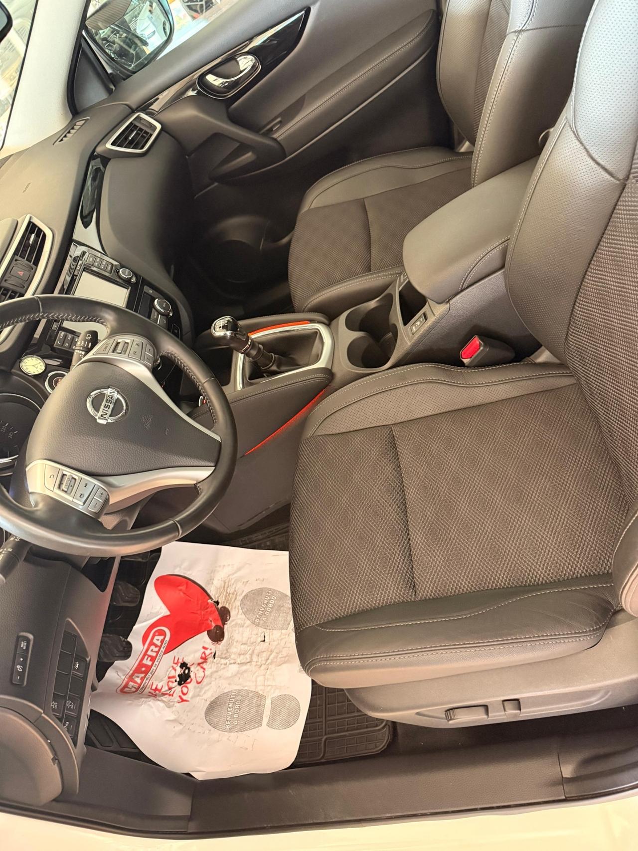 Nissan Qashqai 1.6 dCi 2WD 360