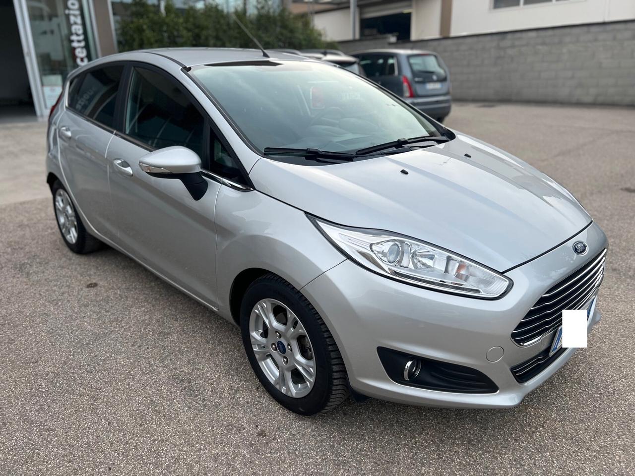 Ford Fiesta 1.5 5pt 1.5 tdci 75cv Titanium E6 NAVI/PDC/CLIMA PERF.