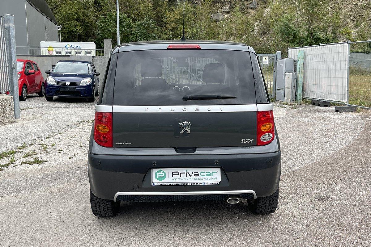 PEUGEOT 1007 1.4 HDi Sporty