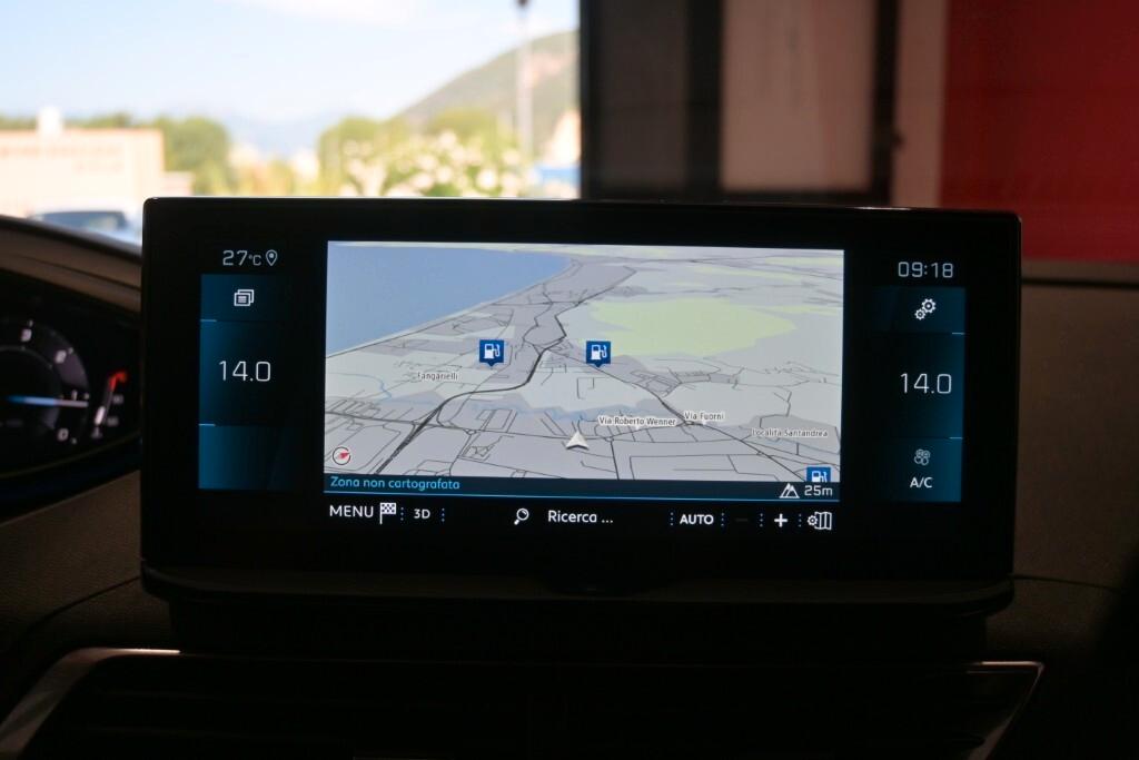PEUGEOT 3008 1.5 BLUEHDI 130CV EAT8 SeS ALLURE ( FARI LED - I-COCKPIT - CRUISE - NAVI - MIRROR - PDC - TELECAMERA POST. - CERCHI 18 )