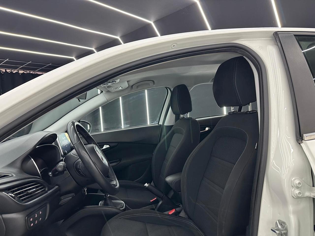 Fiat Tipo 1.6 Mjt S&S 5 porte Lounge