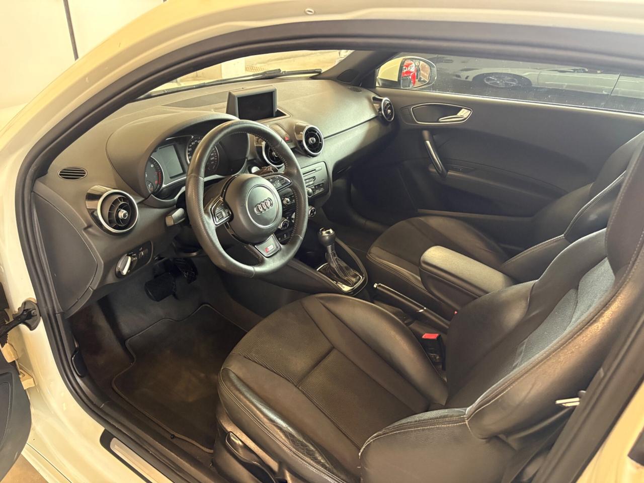 Audi A1/S1 1.4 TFSI 185 CV S tronic Ambition