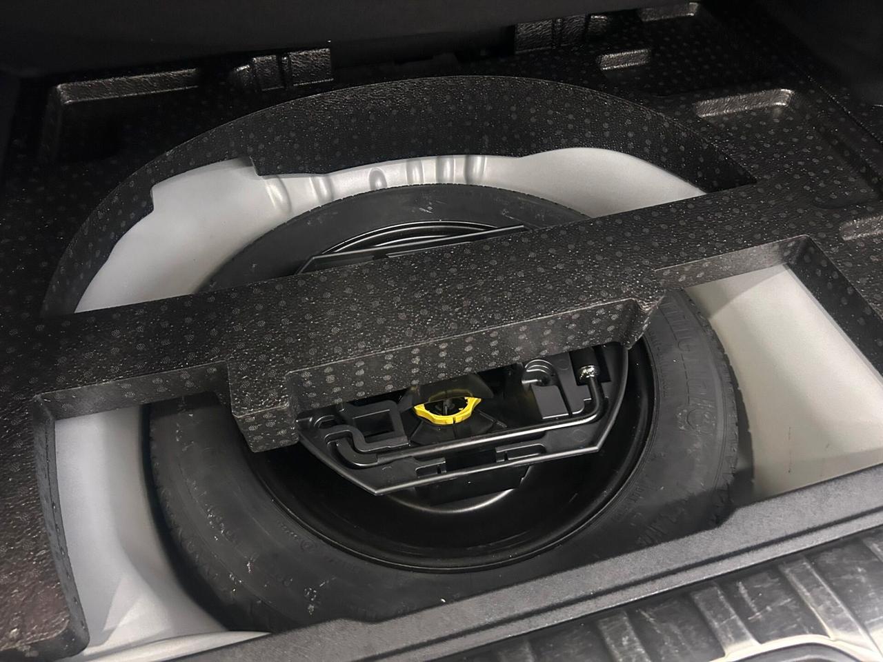 Peugeot 2008 1.6 HDi 92CV S&S Allure 2014