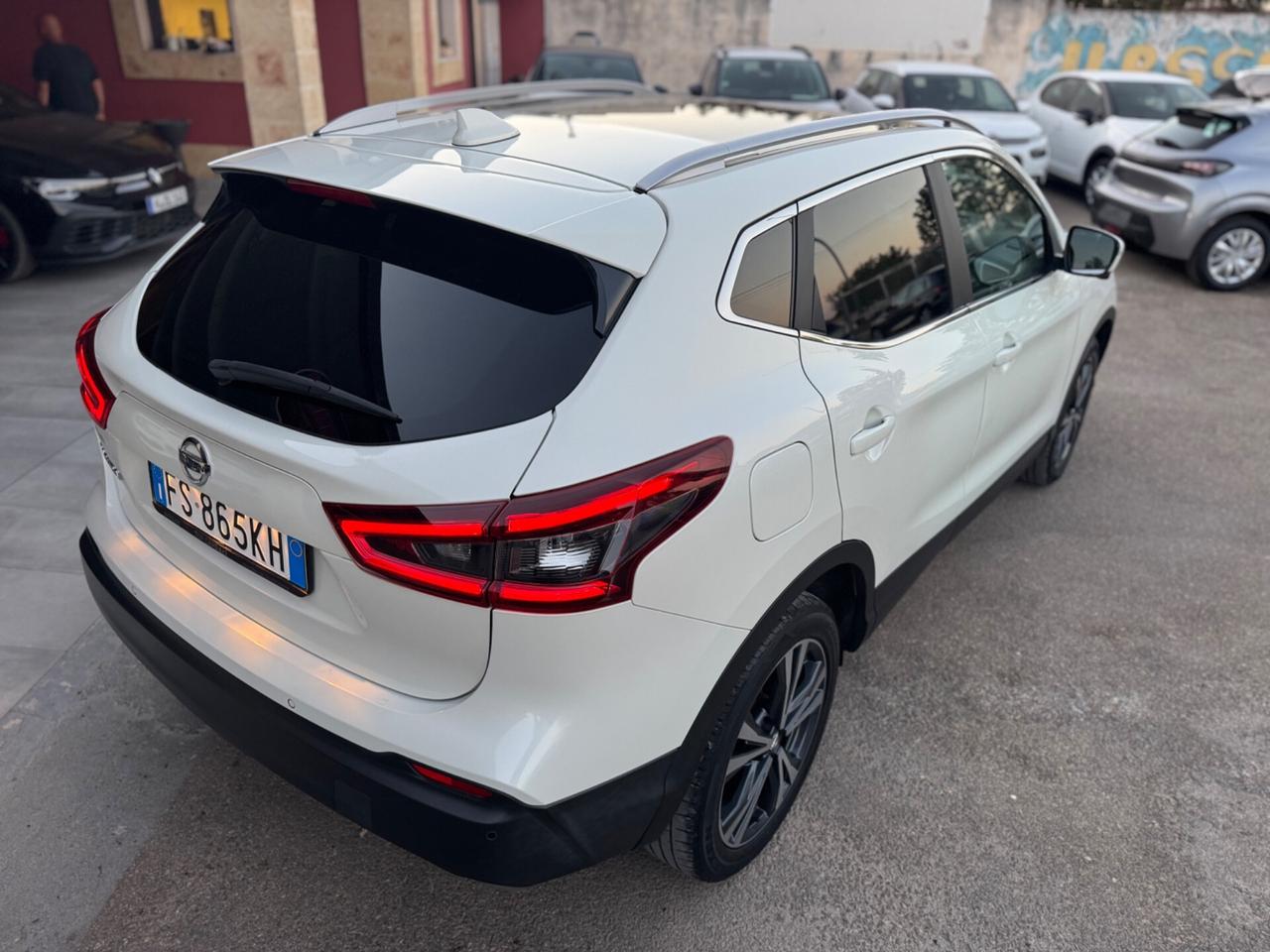 Nissan Qashqai 1.5 dCi N-Connecta tetto 360 metallizzata