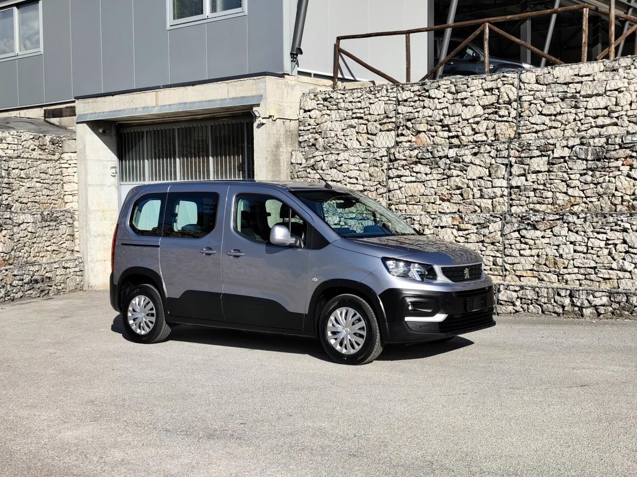 Peugeot Rifter BlueHDi 100 S&S Active Prezzo IVA Inclusa, Navi, FULL!