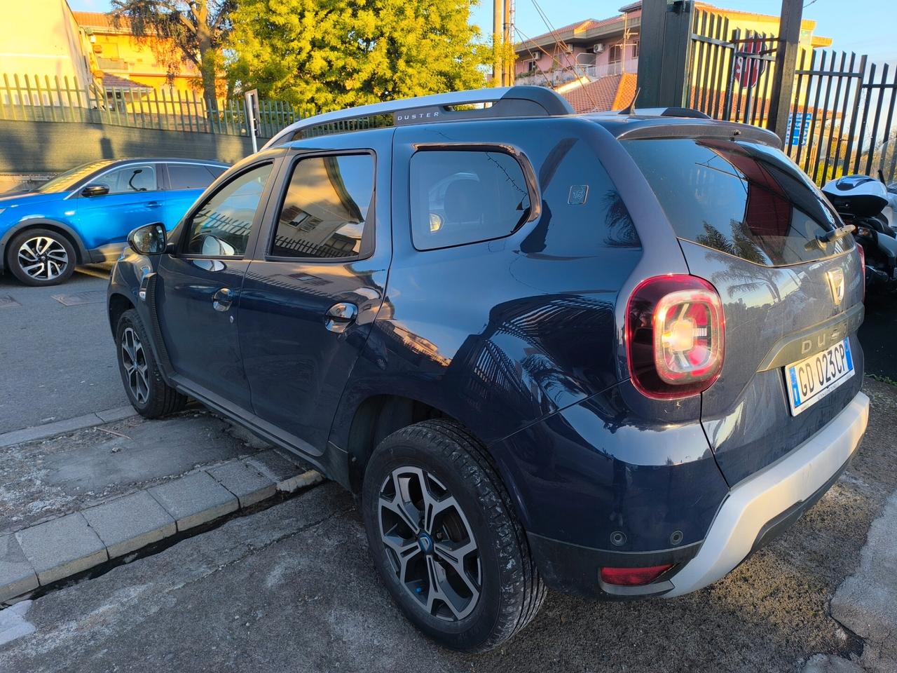 Dacia Duster 1.0 TCe 100 CV ECO-G 4x2 15th Anniversary