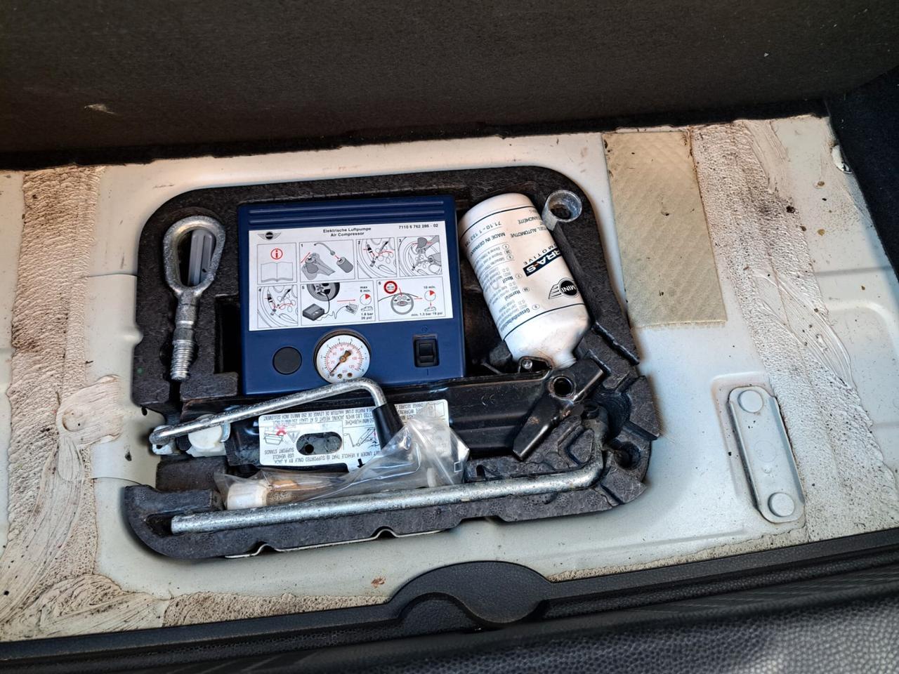 MINI ONE 1.4 16V 75 CV-NEOPATENTATI