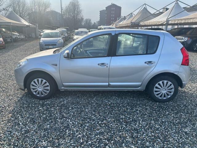 Dacia Sandero 1.4 8V GPL BOMBOLE VALIDE FINO AL 2029