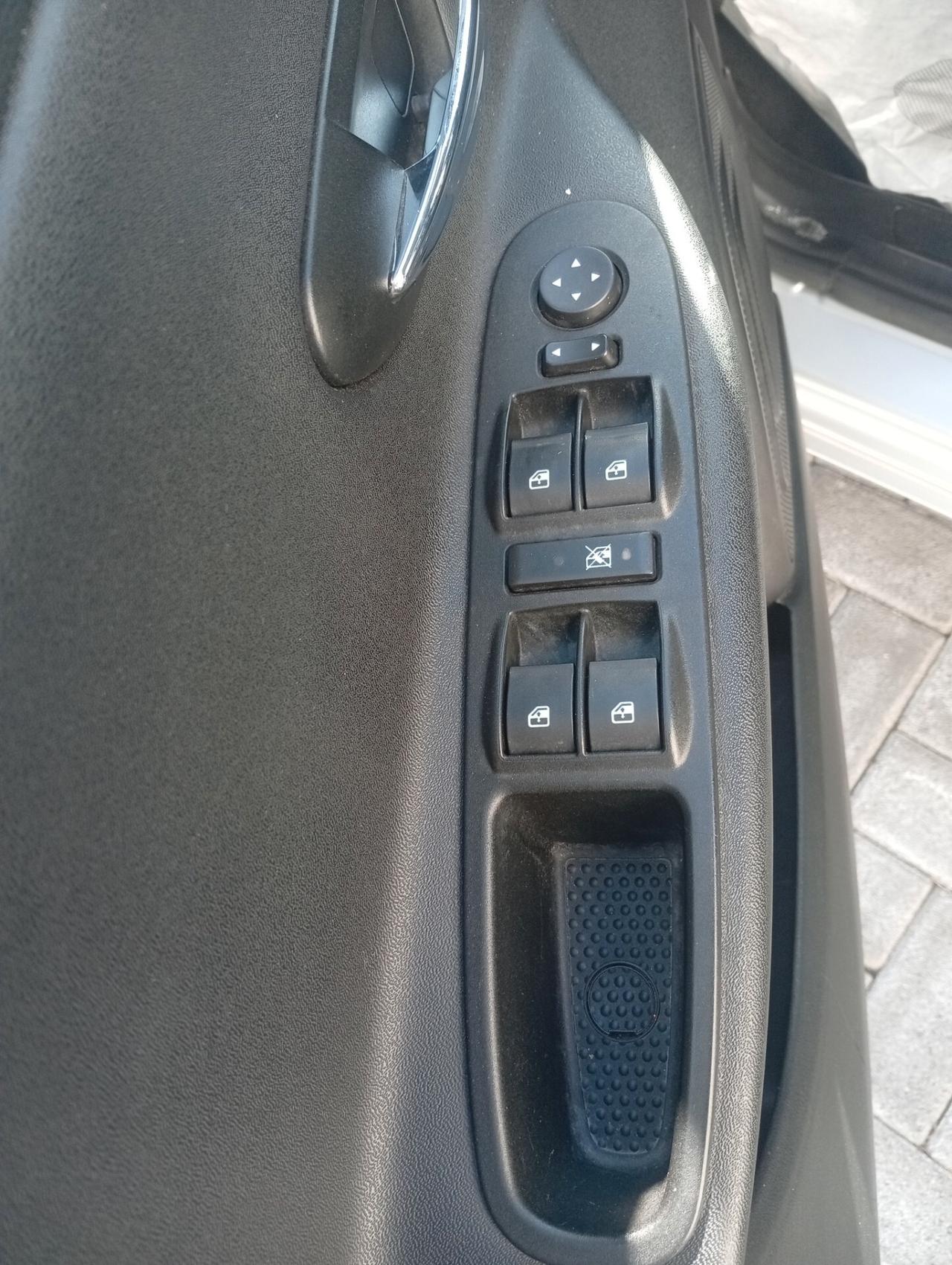 Lancia Ypsilon 1.3 MJT 16V 95 CV 5 porte S&S Platinum