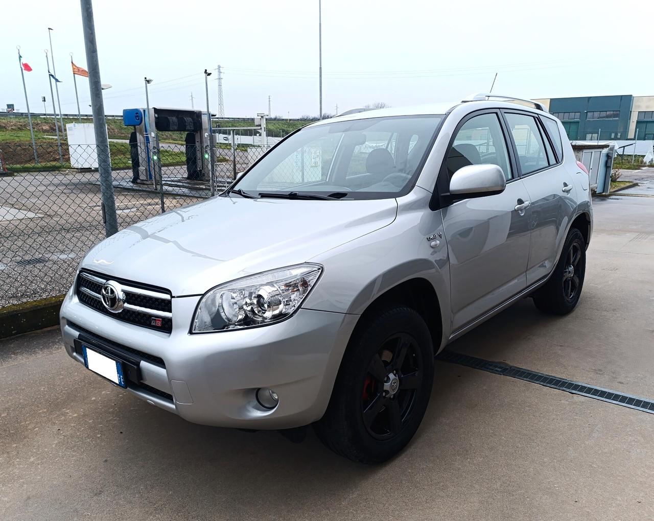 Toyota RAV 4 RAV4 2.2 D-4D 136 CV Sol