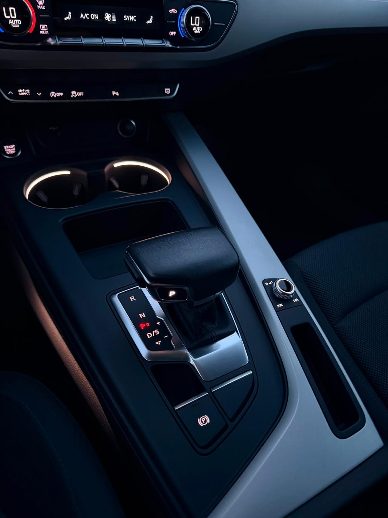 Audi A4 Avant 35 TDI 163cv S-tronic Sport Virtual/Matrix