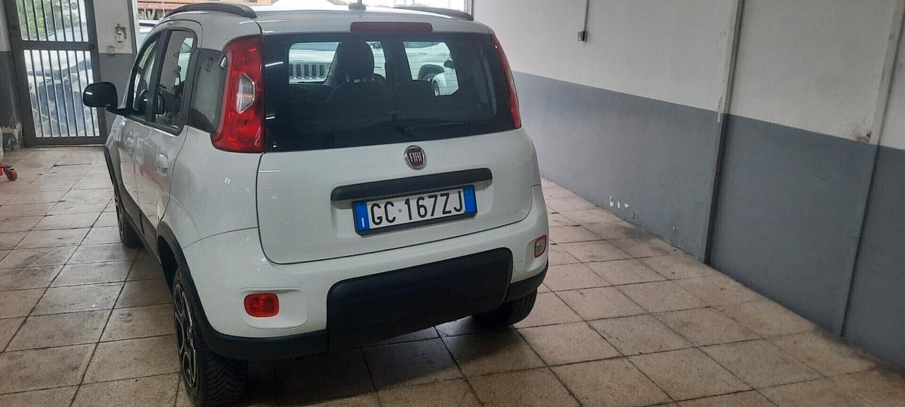 Fiat Panda 0.9 TwinAir Turbo Natural Power City Cross
