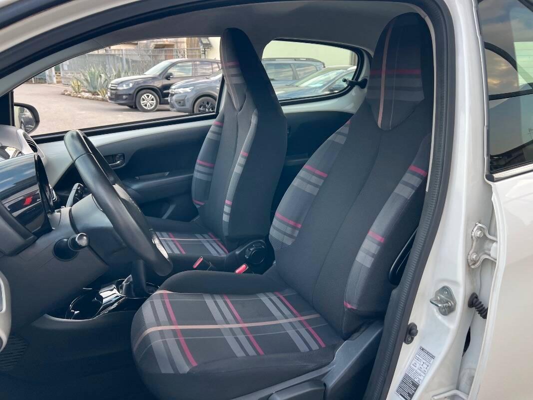 Peugeot 108 1.2 vti 12v Allure 5p