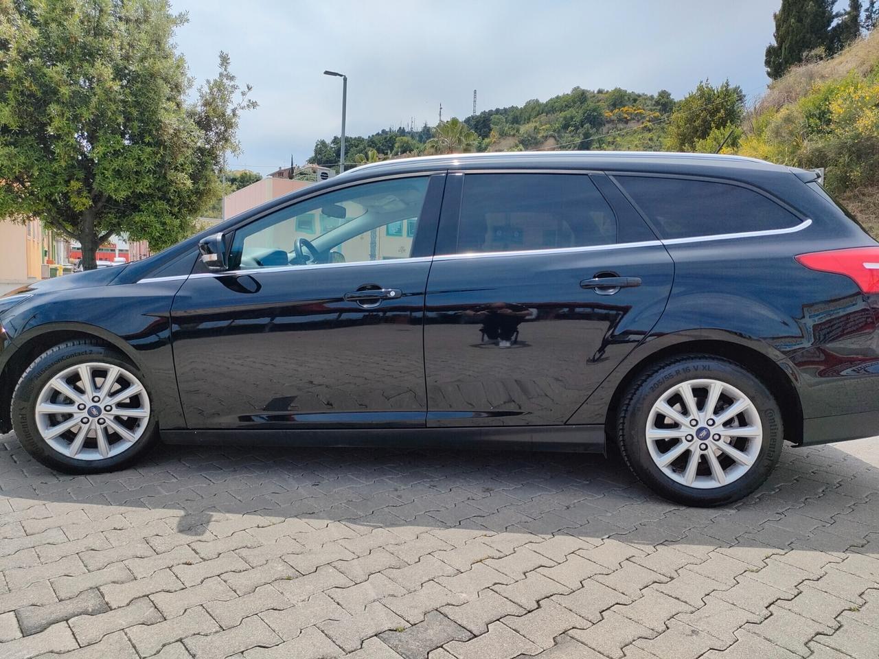 Ford Focus 1.5 TDCi 120 CV Start&Stop Powershift SW Titanium