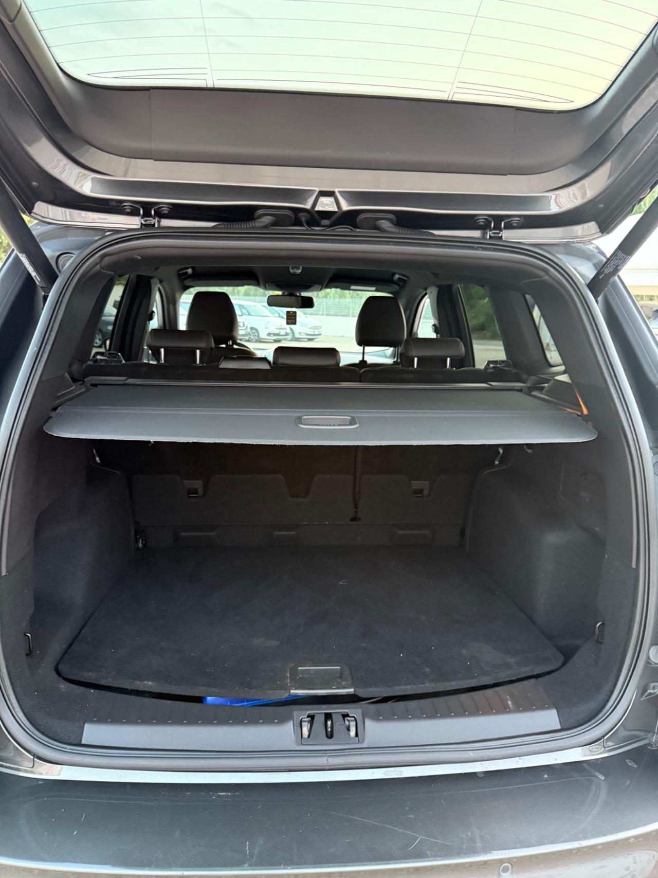 Ford Kuga 2.0 TDCI 150 CV S&S 4WD Powershift ST-Line