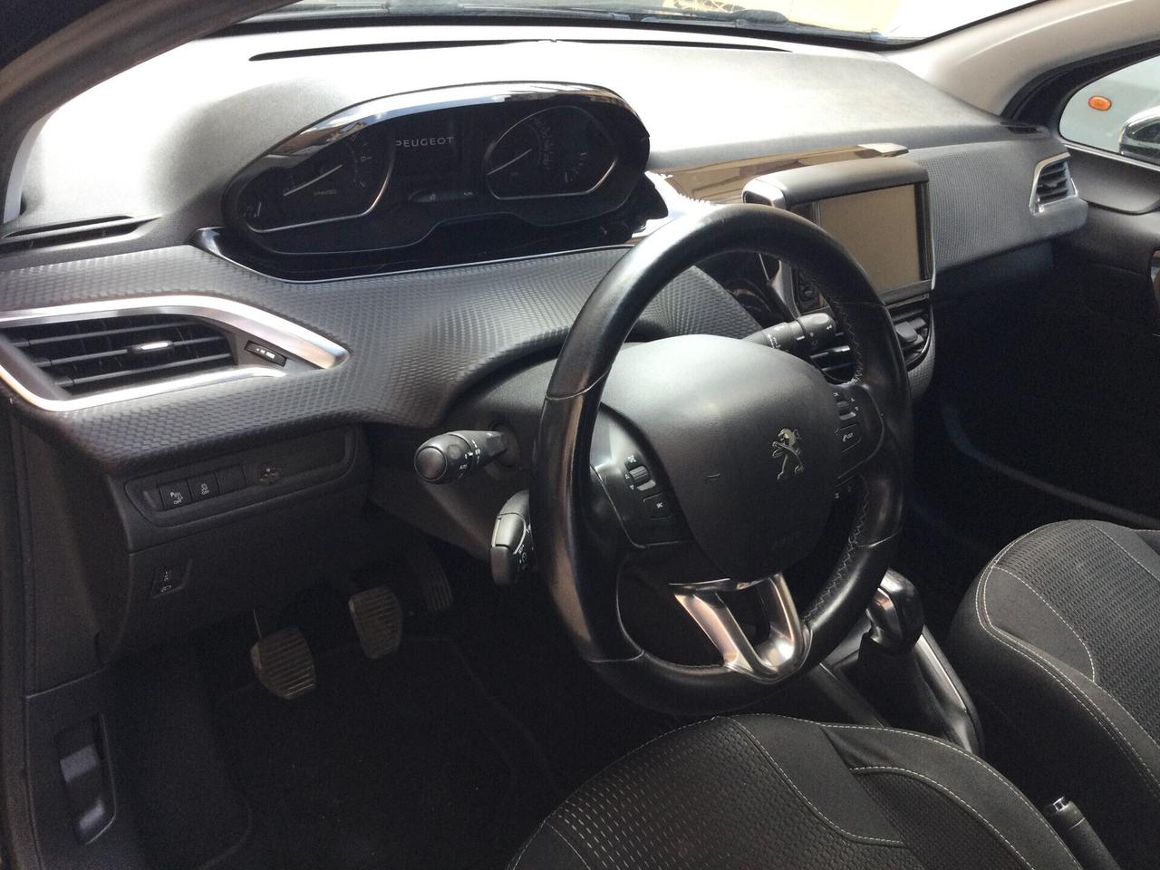 Peugeot 208 1.2 Allure 5 porte